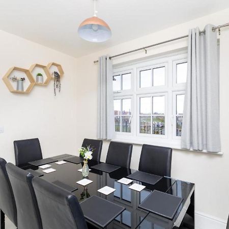 4 Bed 3 Bath - Kirkstall House By Alt-Stay Accommodation - Ideal For Contractors & Remote Workers - Long Stays Welcome Wakefield Extérieur photo