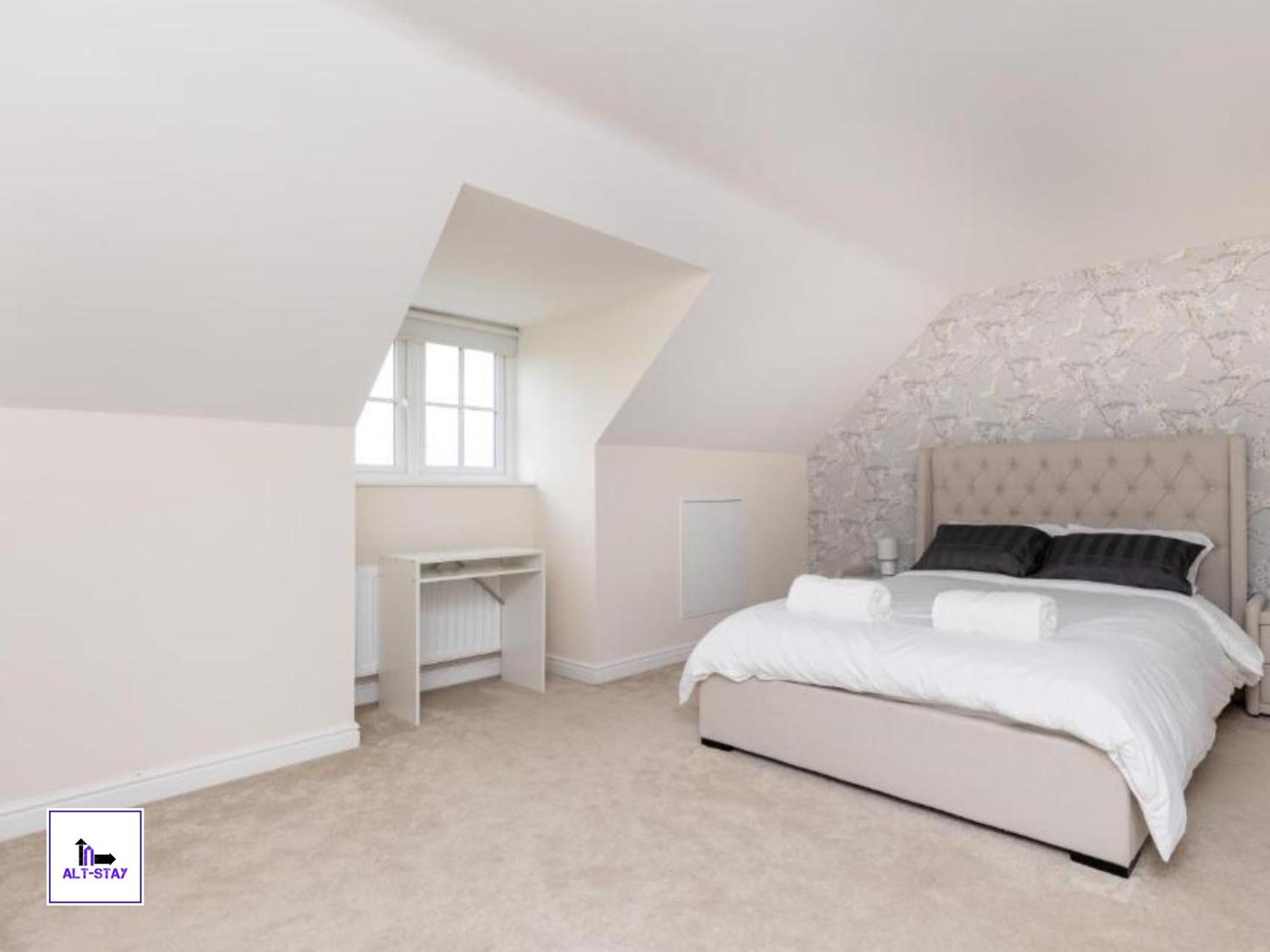 4 Bed 3 Bath - Kirkstall House By Alt-Stay Accommodation - Ideal For Contractors & Remote Workers - Long Stays Welcome Wakefield Extérieur photo