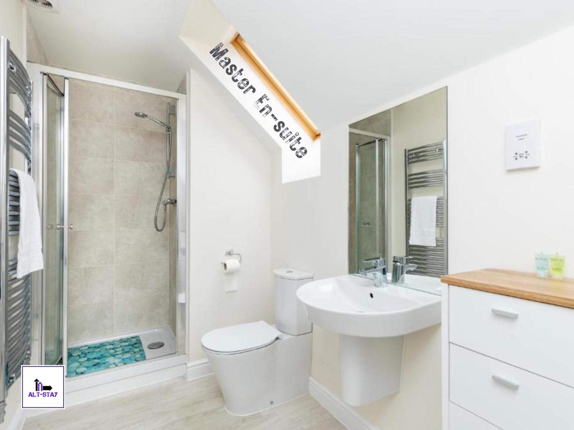 4 Bed 3 Bath - Kirkstall House By Alt-Stay Accommodation - Ideal For Contractors & Remote Workers - Long Stays Welcome Wakefield Extérieur photo