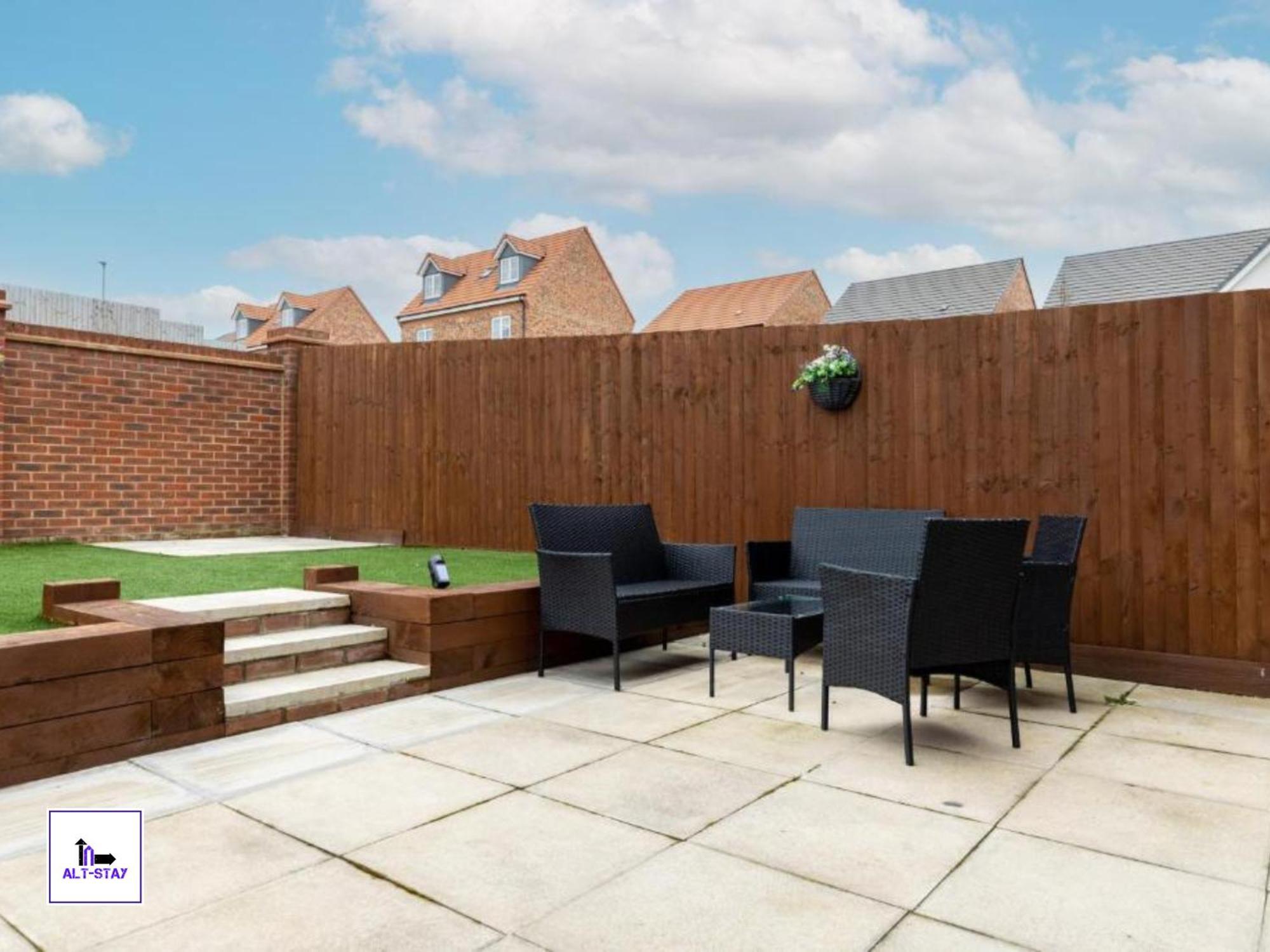 4 Bed 3 Bath - Kirkstall House By Alt-Stay Accommodation - Ideal For Contractors & Remote Workers - Long Stays Welcome Wakefield Extérieur photo