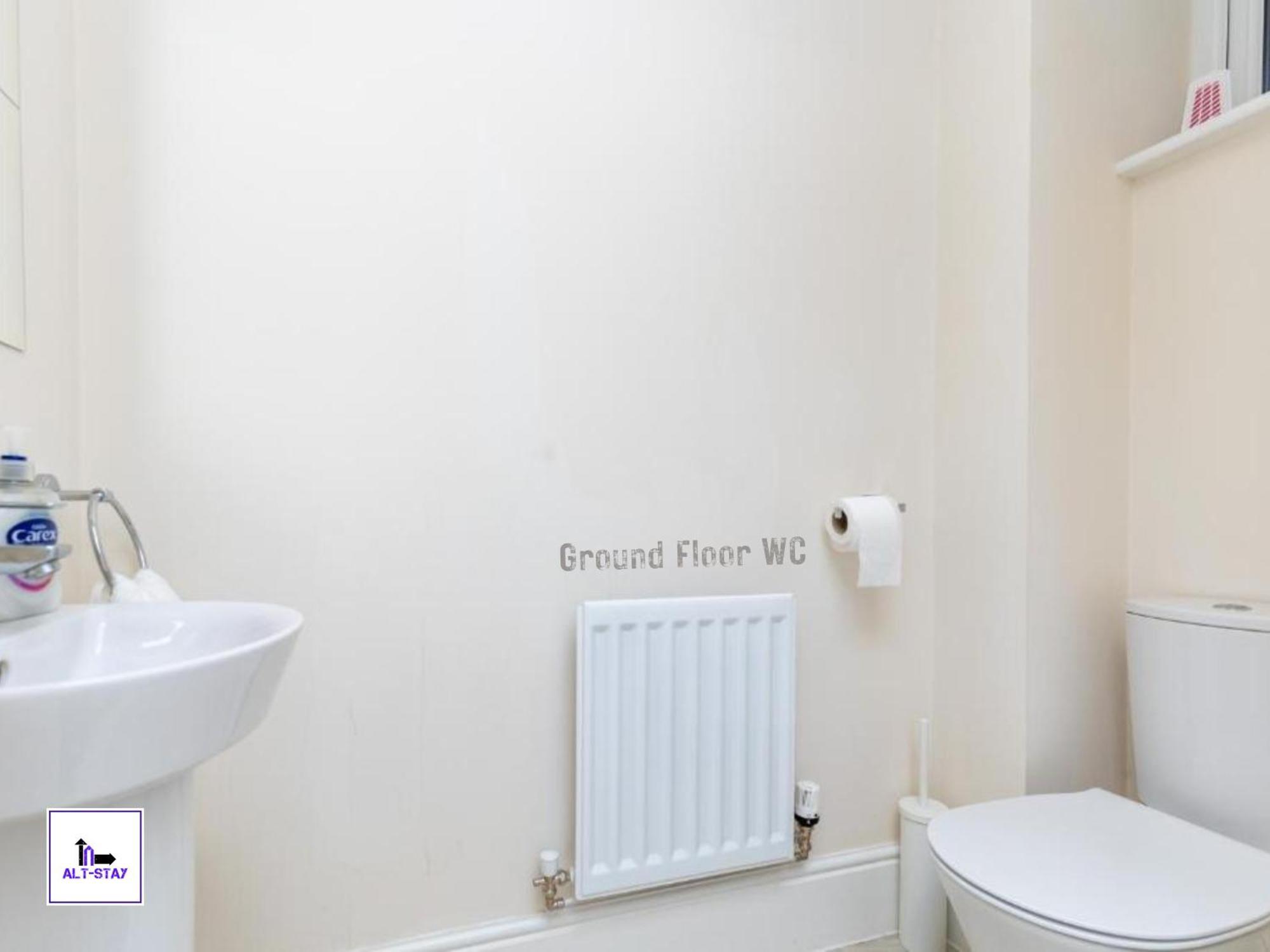 4 Bed 3 Bath - Kirkstall House By Alt-Stay Accommodation - Ideal For Contractors & Remote Workers - Long Stays Welcome Wakefield Extérieur photo