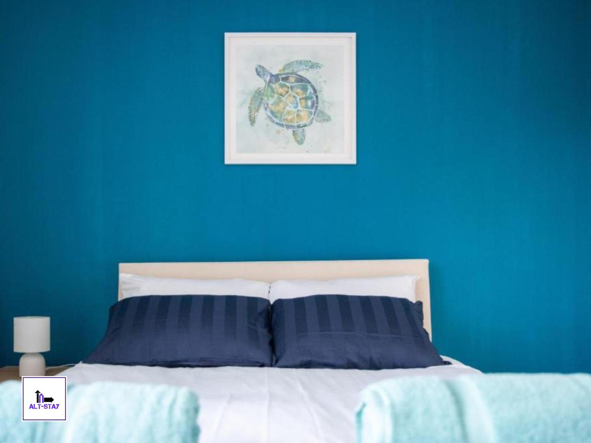 4 Bed 3 Bath - Kirkstall House By Alt-Stay Accommodation - Ideal For Contractors & Remote Workers - Long Stays Welcome Wakefield Extérieur photo